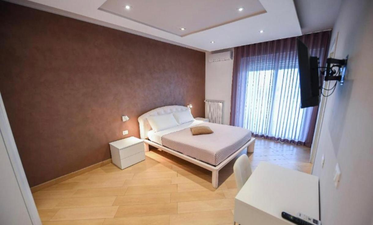 Karol Wojtyla Airport Bari Hotell Exteriör bild