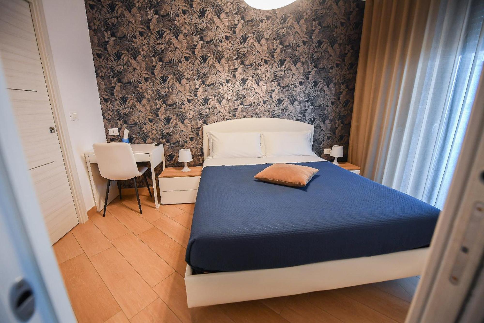 Karol Wojtyla Airport Bari Hotell Exteriör bild